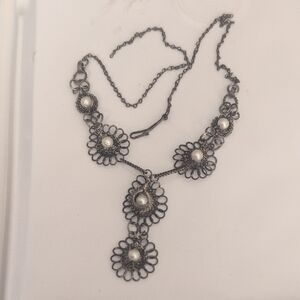 Wire Wrapped Silver Tone Floral Necklace Diy